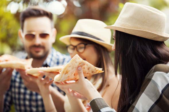 Budapest Pizza Cruise
