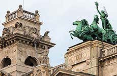 Budapest Travel Guide
